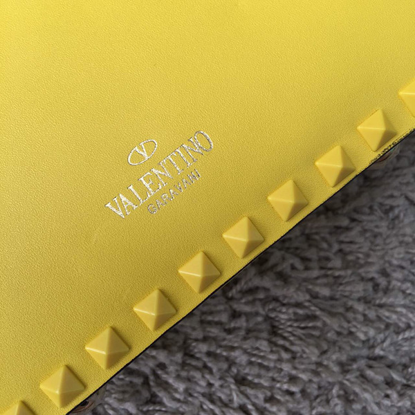 Valentino ヴァレンティノスーパーコピー 15SS ロックスタッド 2WAY ミニバッグ 