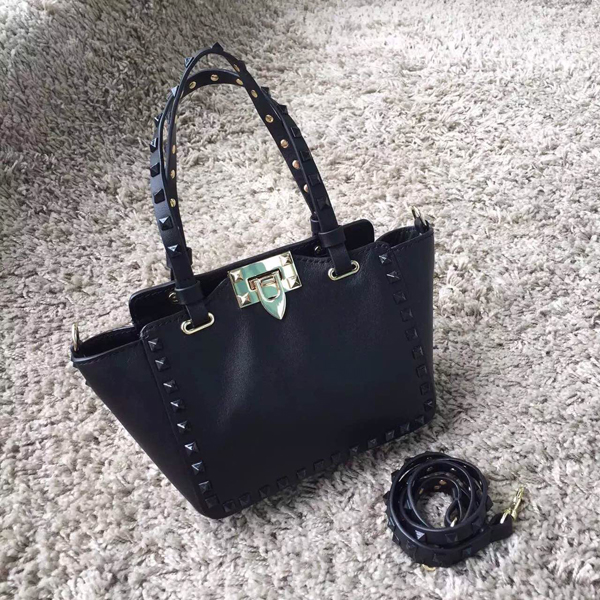 2016新作【Valentino ヴァレンティノスーパーコピー】 Rockstud mini bag