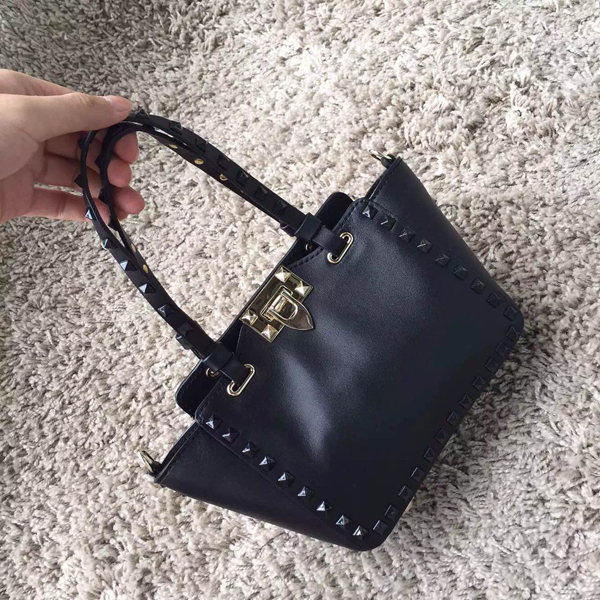 2016新作【Valentino ヴァレンティノスーパーコピー】 Rockstud mini bag