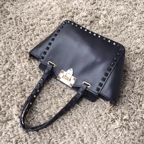 2016新作【Valentino ヴァレンティノスーパーコピー】 Rockstud mini bag