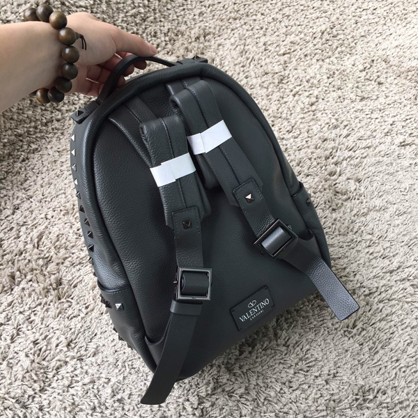 2016新作 Valentino ヴァレンティノスーパーコピー　バックパック　大！