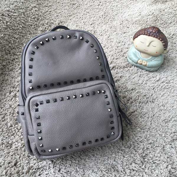 2016AW Valentino ヴァレンティノスーパーコピー バックパック　大 Gray！