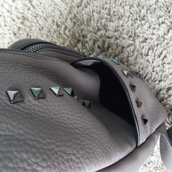 2016AW Valentino ヴァレンティノスーパーコピー バックパック　大 Gray！