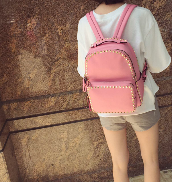 2016AW Valentino ヴァレンティノスーパーコピー　バックパック　大 Pink！
