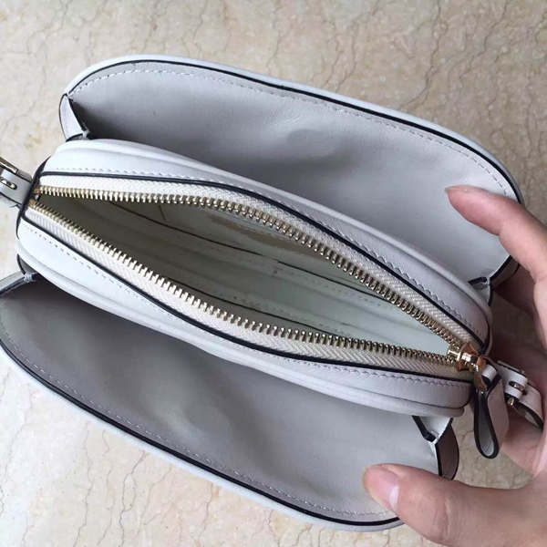 2016SS★Valentino ヴァレンティノスーパーコピー クロスボディバッグ White 人気復刻モデル IW2B0844 VIT N51