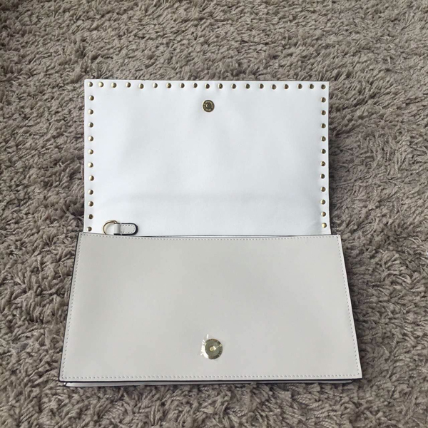2016年春夏 Valentino ヴァレンティノスーパーコピー White Rockstud leather clutch