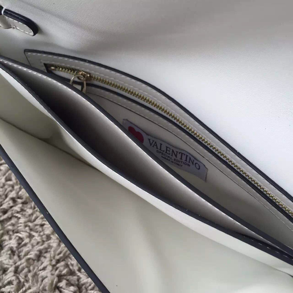 2016年春夏 Valentino ヴァレンティノスーパーコピー White Rockstud leather clutch
