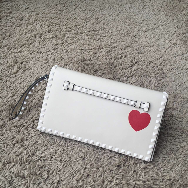 2016年春夏 Valentino ヴァレンティノスーパーコピー White Rockstud leather clutch