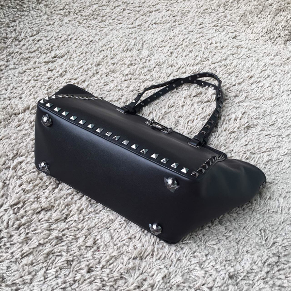 2016AW★Valentino ヴァレンティノスーパーコピー ミニ ロックスタッド 2WAY Rockstud