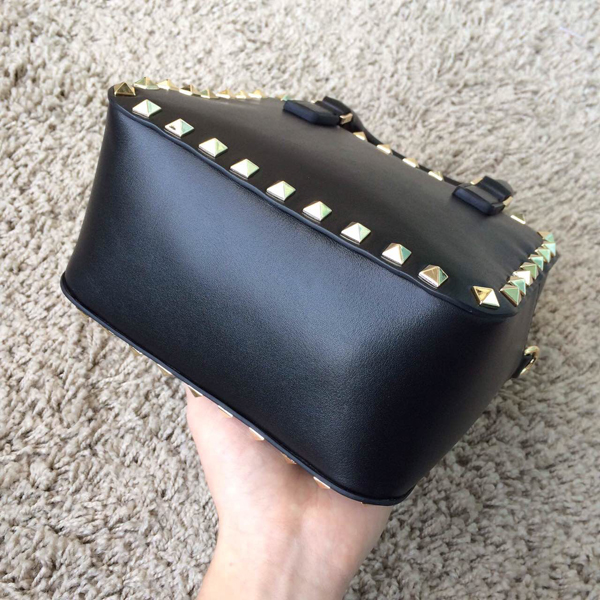 2016-17年秋冬 Valentino ヴァレンティノスーパーコピー ROCKSTUD 2WAY仕様 MINI BAG MARINE