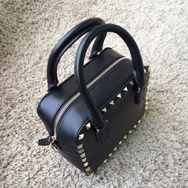2016-17年秋冬 Valentino ヴァレンティノスーパーコピー ROCKSTUD 2WAY仕様 MINI BAG MARINE