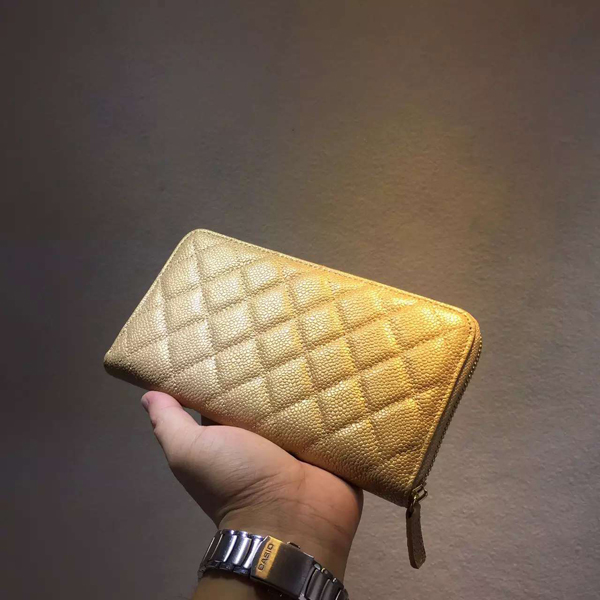 2016夏 シャネル財布スーパーコピー Chanel スマホ入る 大人なChevron小財布 C23069