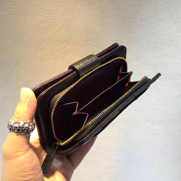 2016最新作 Chanel シャネルスーパーコピー マトラッセライン ラムスキン 二つ折財布  A486089