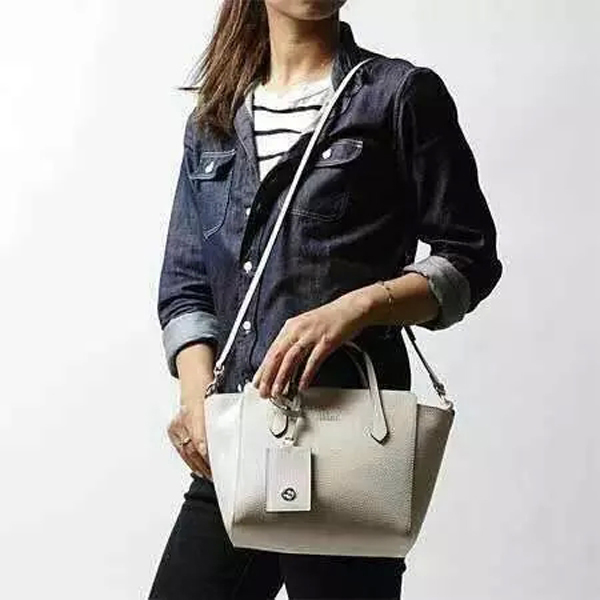 2016AW【GUCCI】グッチバッグスーパーコピー スウィング　ミニ　2Wayトートバッグ 368827