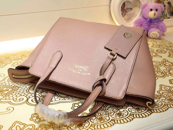 イチオシ★2016新作入荷【 GUCCI 】グッチバッグスーパーコピー swing mini leather top handle bag 368827 CAO0G 5806