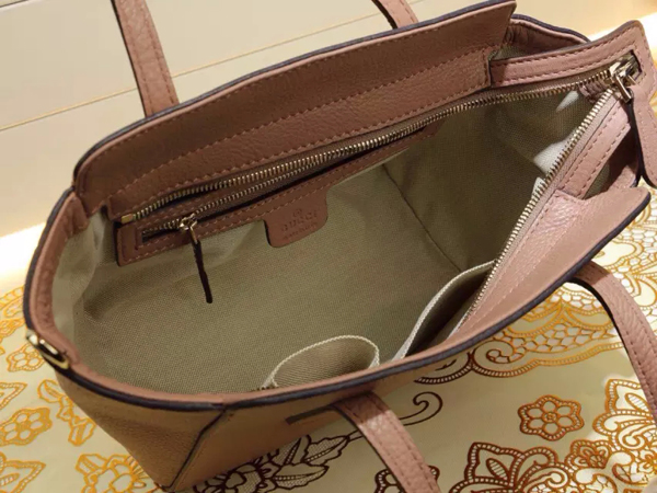 イチオシ★2016新作入荷【 GUCCI 】グッチバッグスーパーコピー swing mini leather top handle bag 368827 CAO0G 5806