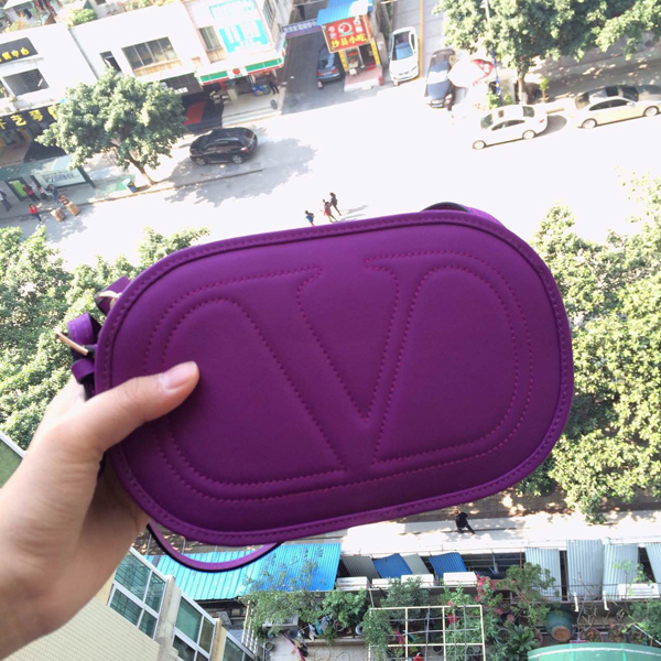 2016SS★Valentino ヴァレンティノスーパーコピークロスボディバッグ Purple 人気復刻モデル IW2B0844 VIT N52