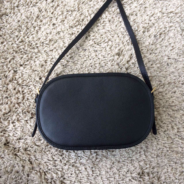 2016SS★Valentino ヴァレンティノスーパーコピークロスボディバッグ Black 人気復刻モデル IW2B0844 VIT N55