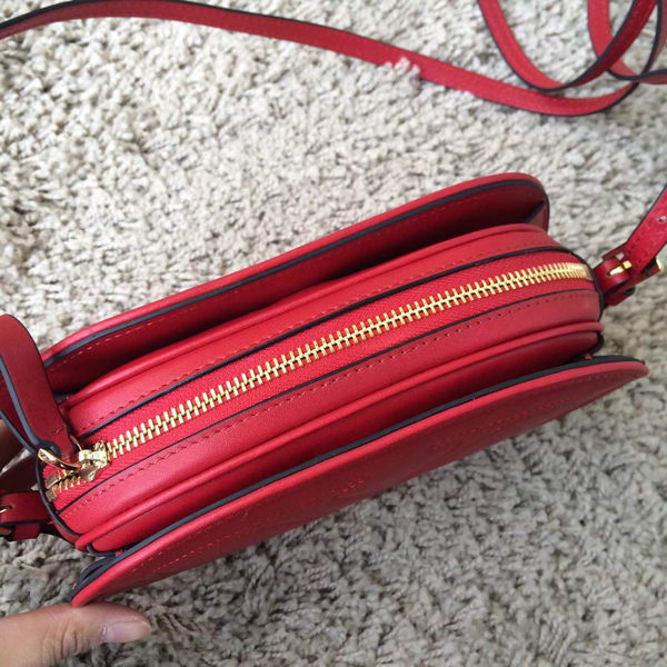 2016SS ★Valentino クロスボディバッグ ヴァレンティノスーパーコピーRed 人気復刻モデルIW2B0844 VIT N50