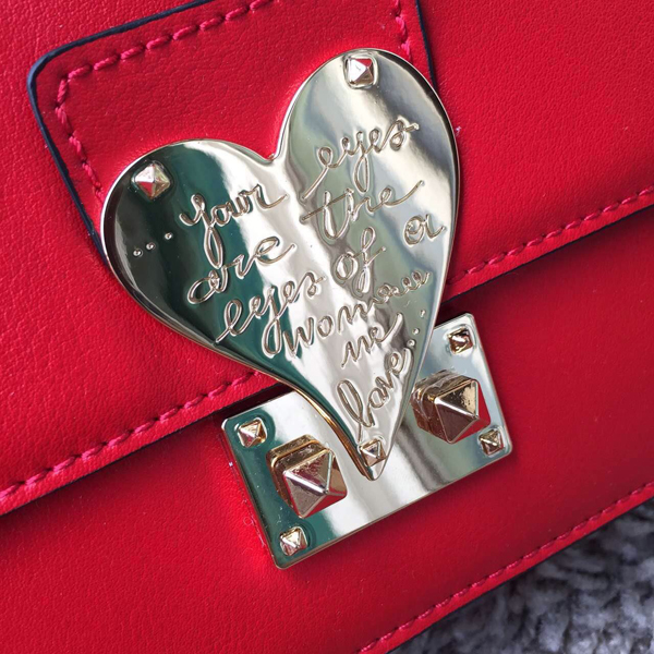 2016AW セレブ愛用者多数☆Valentino ヴァレンティノスーパーコピー☆ L'Amour Leather Shoulder Bag

