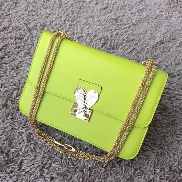 2016AW セレブ愛用者多数☆Valentino ヴァレンティノスーパーコピー☆ Lemon Yellow L'Amour Leather Shoulder Bag