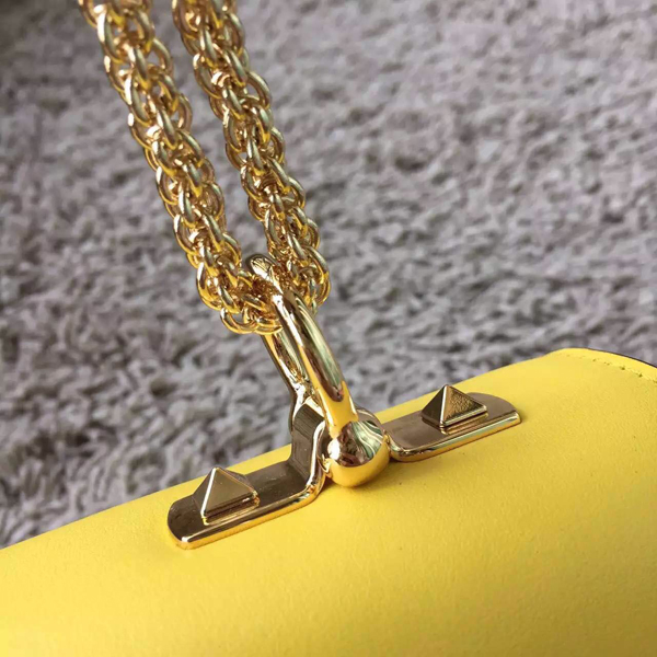 2016SS セレブ愛用者多数☆Valentino ヴァレンティノスーパーコピー☆ Yellow L'Amour Leather Shoulder Bag