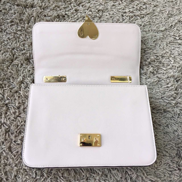 2016AW セレブ愛用者多数☆Valentino ヴァレンティノスーパーコピー☆ White L'Amour Leather Shoulder Bag