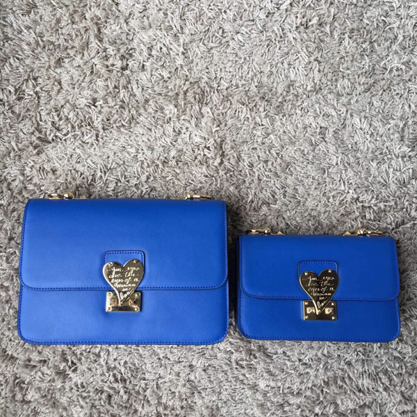 2016AW セレブ愛用者多数☆Valentino ヴァレンティノスーパーコピー☆ Blue