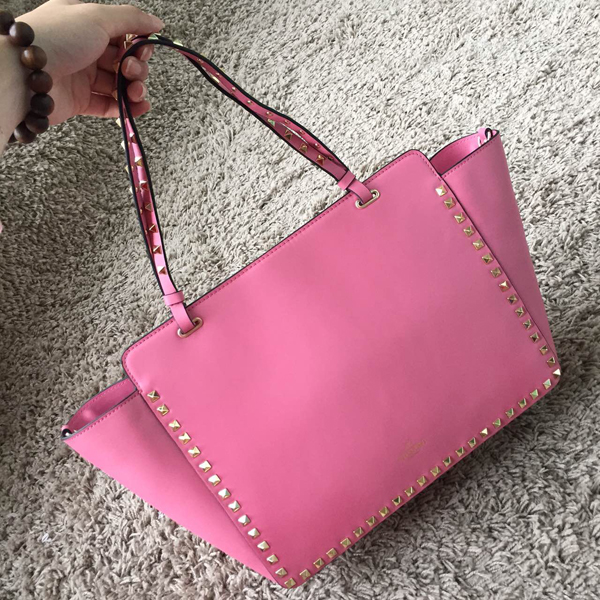 2016AW ★紗栄子さん愛用サイズ★Valentino ヴァレンティノスーパーコピー トラペーゼ MINI