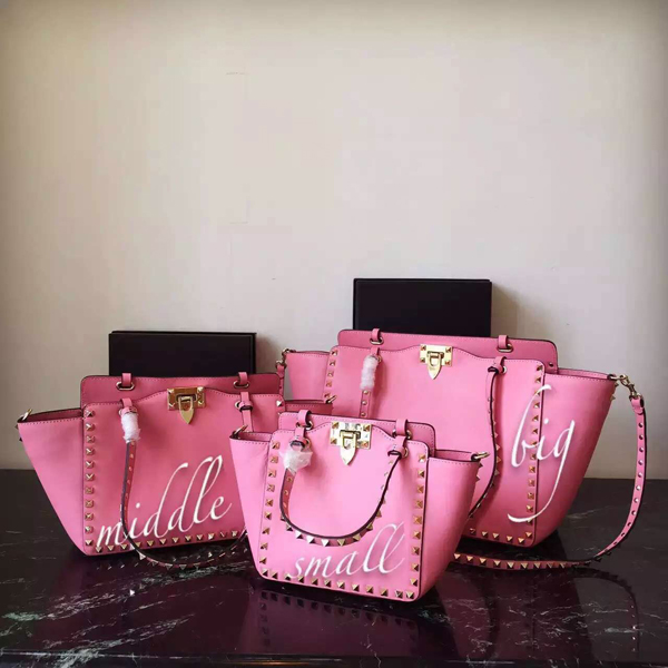 2016AW ★紗栄子さん愛用サイズ★Valentino ヴァレンティノスーパーコピー トラペーゼ MINI