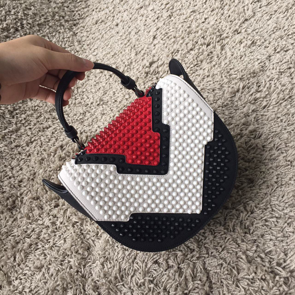2016新作 Christian Louboutin クリスチャン ルブタンコピーたエレガントキュート Panettone Degradeスパイクバッグ Multi-Color