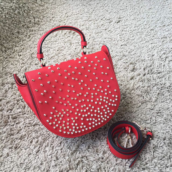 2016新作 Christian Louboutin クリスチャン ルブタンコピーたエレガントキュート Panettone Degradeスパイクバッグ Red