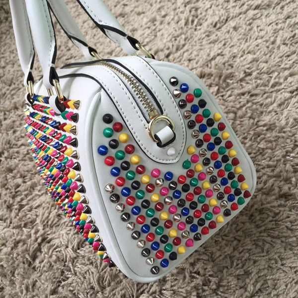 2016AW Christian Louboutin クリスチャン ルブタンコピーたエレガントキュート Panettone Degradeスパイクバッグ