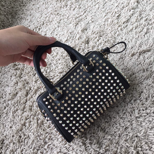 15-16新作 ☆Christian Louboutin クリスチャン ルブタンコピー Panettone Large Degrade Satchel Bag