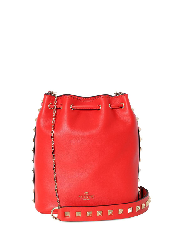 2016-17AW ∞∞ Valentino ヴァレンティノスーパーコピー∞∞ ロックスタッズバケットショルダーバッグ☆