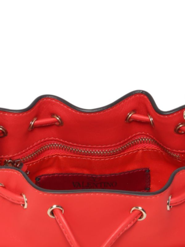 2016-17AW ∞∞ Valentino ヴァレンティノスーパーコピー∞∞ ロックスタッズバケットショルダーバッグ☆