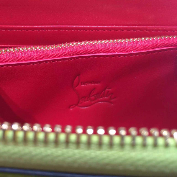 2016春夏物最新作多数!セレブ モデル愛用者多数 Christian Louboutin クリスチャン ルブタンコピー☆Panettone Spikes Wallet ☆レディースウォレット/財布 C16579