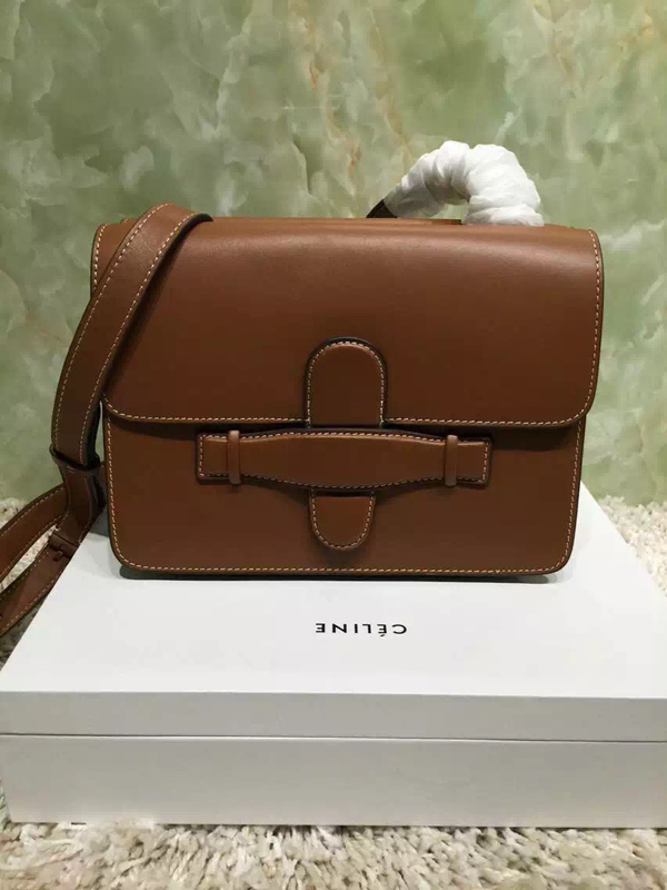2016秋冬 CELINE セリーヌ コピー2016SS最新作☆SALE CELINE セリーヌ コピー Symetricalショルダー,Bk/Tan 176413YRC.18CH