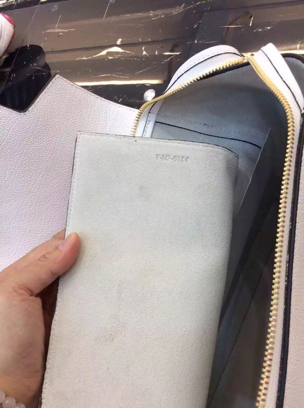 2016NEW ☆人気商品★CELINE セリーヌ コピー☆BELT★2WAYショルダーバック White 176103XVH01BC