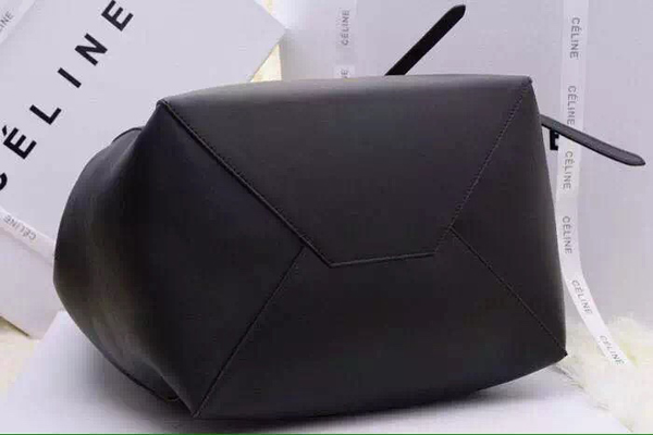 2016NEW ★大人気★【CELINE セリーヌ コピー】Cabas Phantom Sサイズ (Black) 176023TNI.38NO