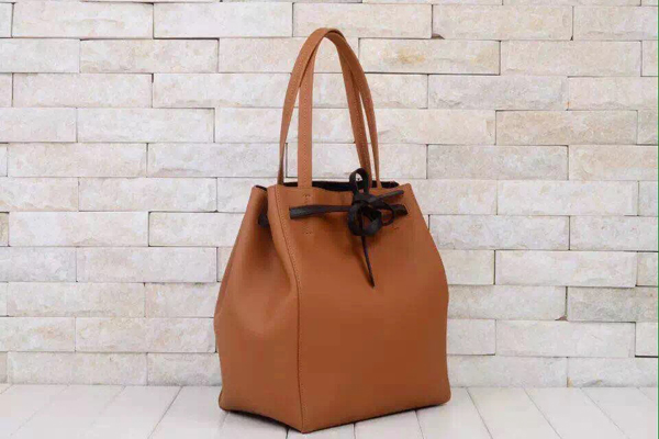 2016秋冬新着★CELINE セリーヌ コピー★ベルト付スモールカバファントム★ボルドー 176703A38
