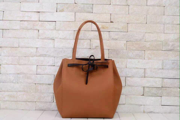 2016秋冬新着★CELINE セリーヌ コピー★ベルト付スモールカバファントム★ボルドー 176703A38