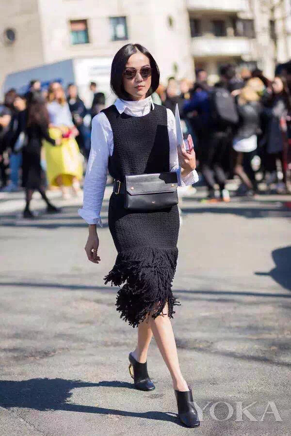 2016秋冬新着 CELINE セリーヌ コピー Bumbag Natural Calfskin クラッチバッグ Black★CELINE セリーヌ コピー