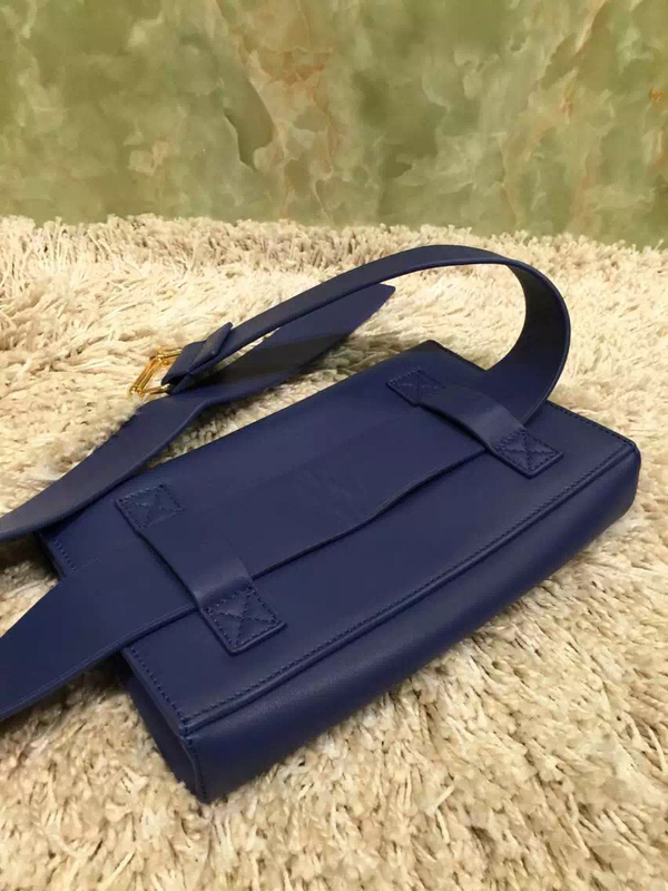 2016秋冬新着 Bumbag Natural Calfskin クラッチバッグ Blue★CELINE セリーヌ コピー