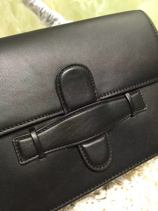 2016秋冬新着 ☆CELINE セリーヌ コピー【176413 YRC】SYMETRICAL NATURAL MEDIUM