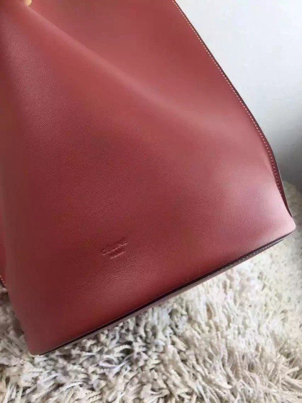 新着秋冬CELINE セリーヌ コピー☆ピンチドバッグ  ☆ナチュラルカーフ 176743A49.28BK