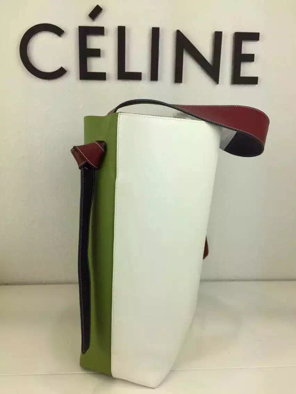 2016新着 CELINE セリーヌ コピー ツイステッド カバ スモール / シャイニースムースカーフスキン （ホワイト & アーモンド）177053A90.01BD