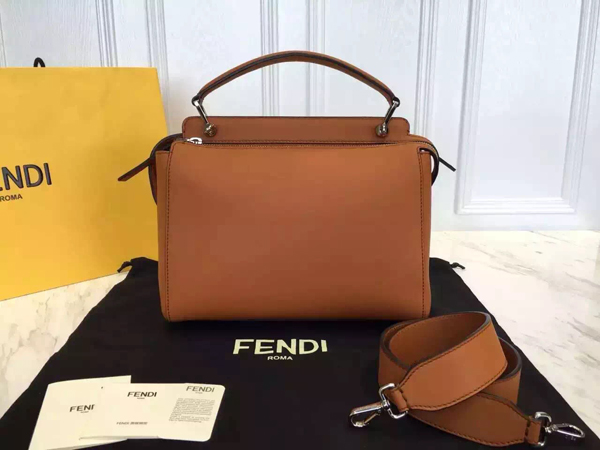 2016新作 フェンディスーパーコピー Fendi☆DOTCOM ハンドバッグ☆ブラウン