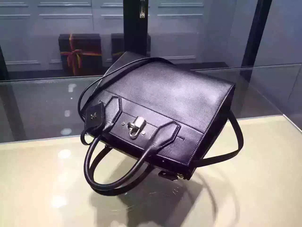 2016新作 ルイヴィトンスーパーコピー Louis Vuitton CITY STEAMER ショルダーバッグ M51031
