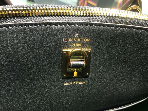 2016新作 ルイヴィトンスーパーコピー Louis Vuitton CITY STEAMER ショルダーバッグ M51034